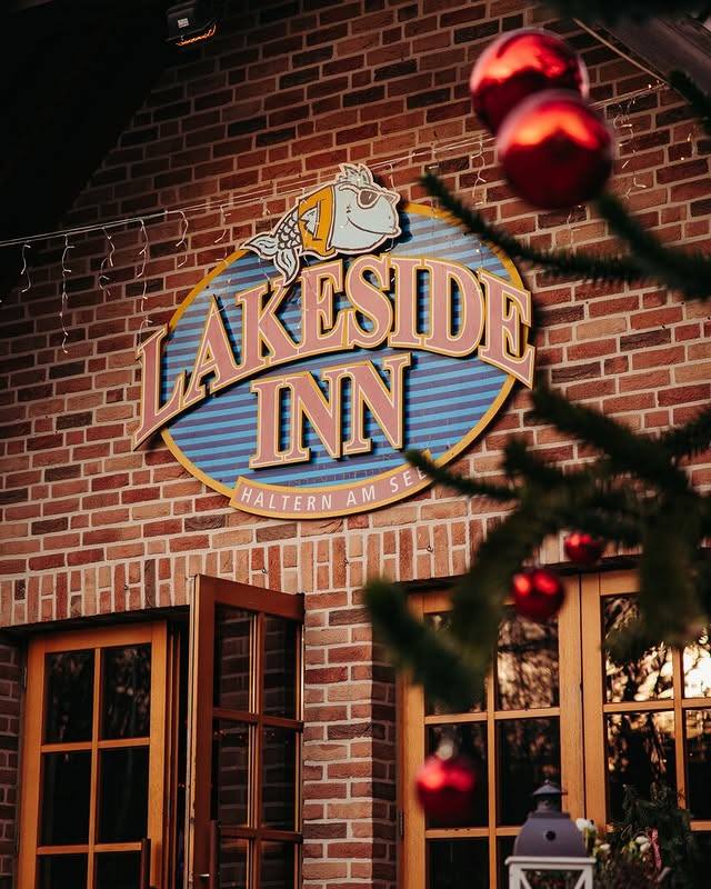 Lakeside Inn — Foto 1