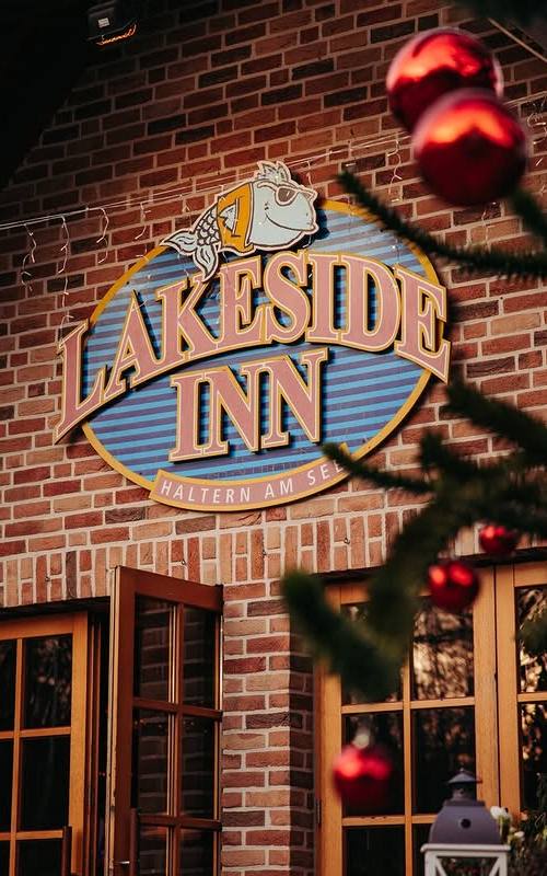 Lakeside Inn